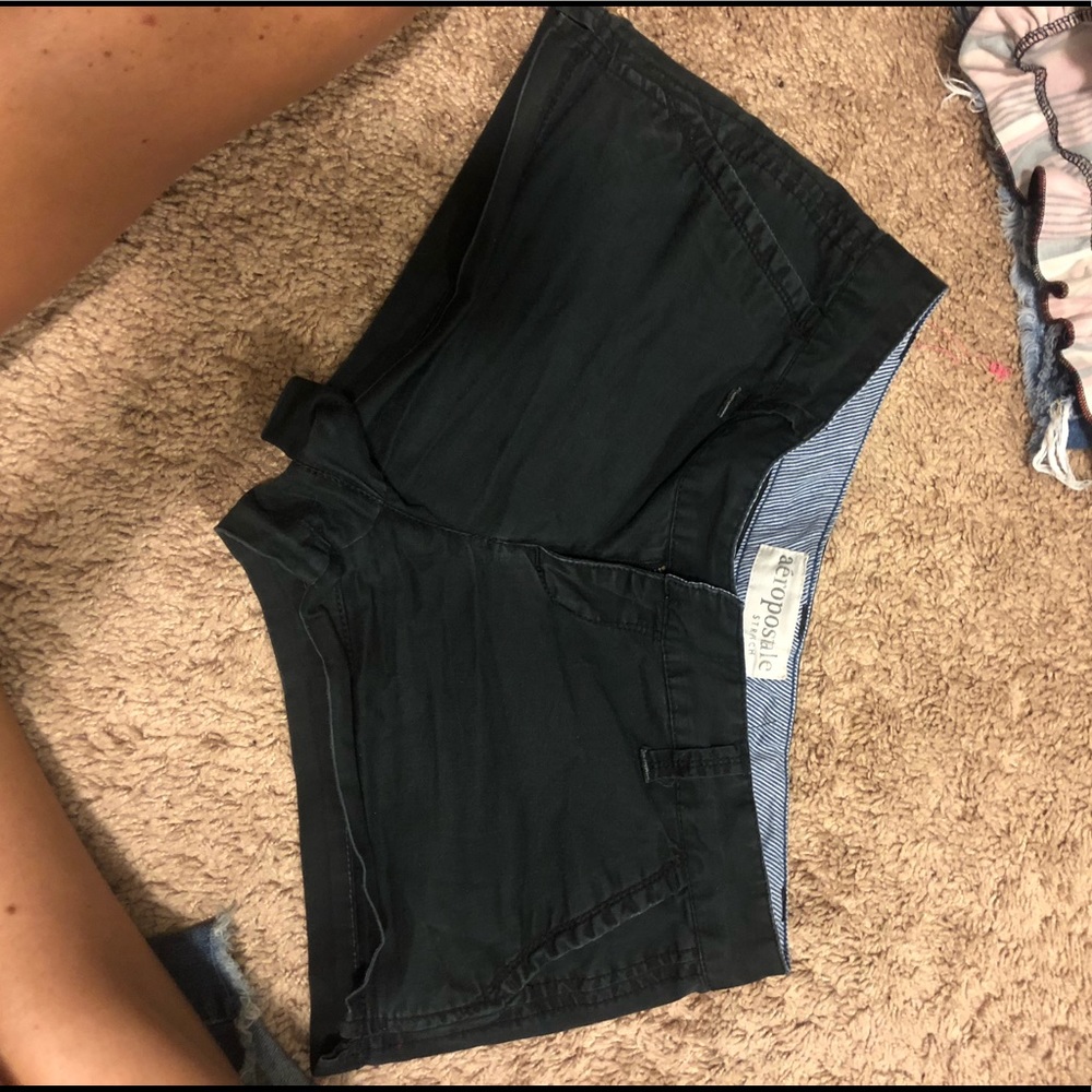 Black low-cut shorts